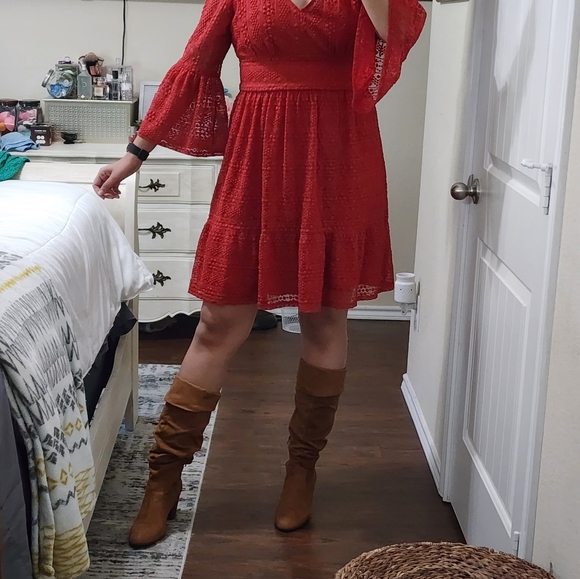London Time rust lace dress - Picture 2 of 9